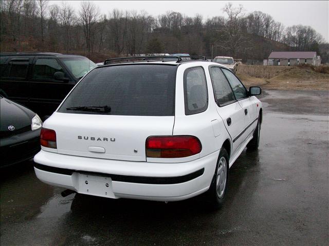 Subaru Impreza 1993 photo 1