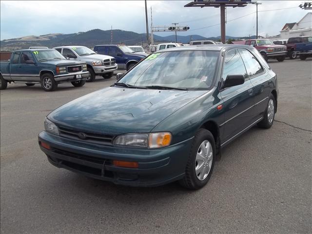 Subaru Impreza ESi Wagon