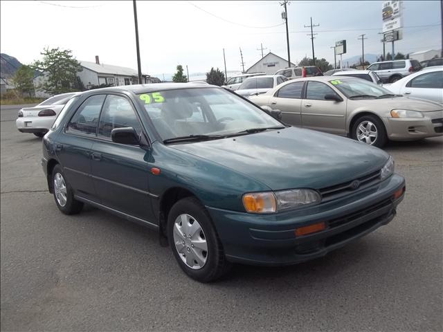 Subaru Impreza 1995 photo 1