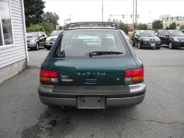 Subaru Impreza 1996 photo 1