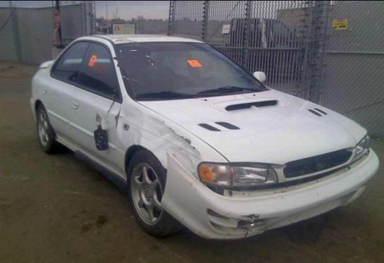 Subaru Impreza 2000 photo 3