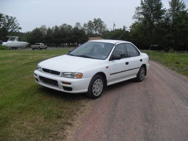 Subaru Impreza ESi Sedan