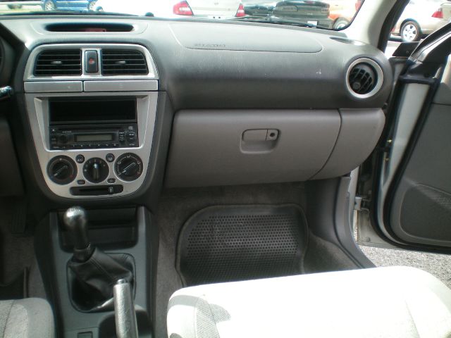 Subaru Impreza 2002 photo 10