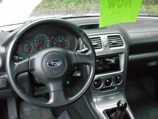 Subaru Impreza 2005 photo 1