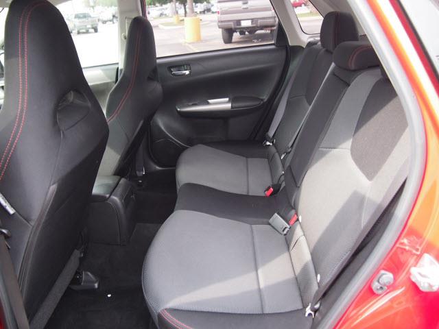 Subaru Impreza 2010 photo 33