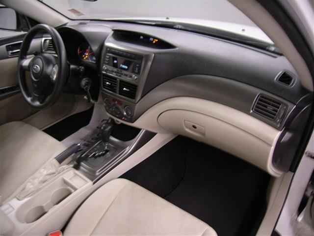 Subaru Impreza 2011 photo 13