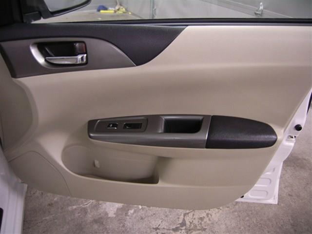 Subaru Impreza 2011 photo 9