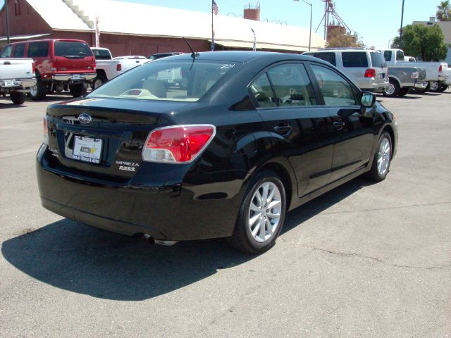 Subaru Impreza 2012 photo 2