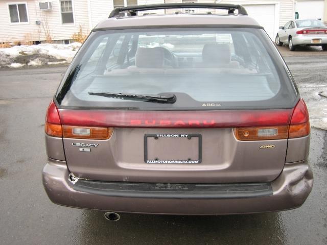 Subaru Legacy 1996 photo 4