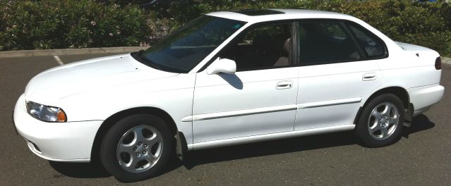 Subaru Legacy 1996 photo 4