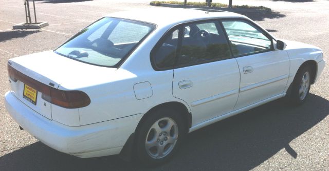 Subaru Legacy 1996 photo 7