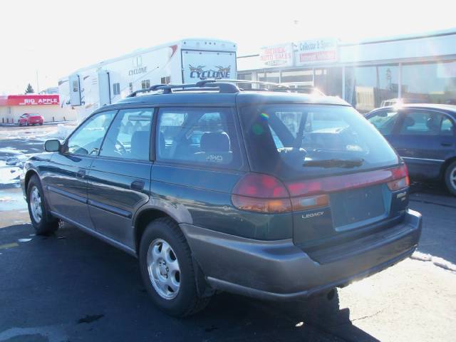 Subaru Legacy 1996 photo 4