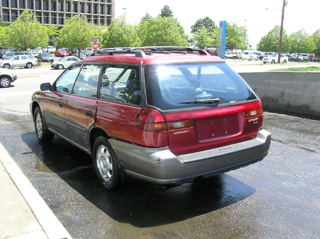 Subaru Legacy 1996 photo 1