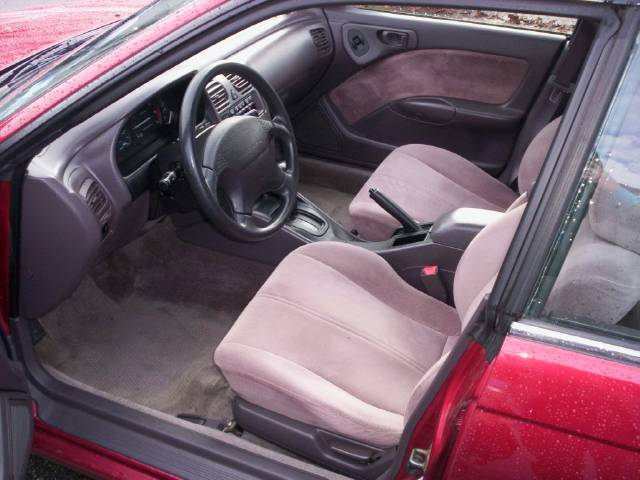 Subaru Legacy 1996 photo 1