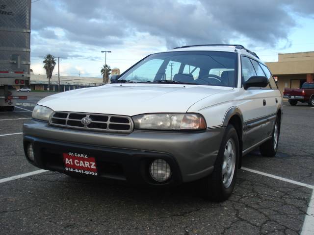 Subaru Legacy 1996 photo 1