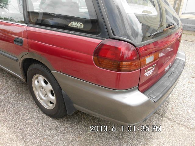 Subaru Legacy 1997 photo 2