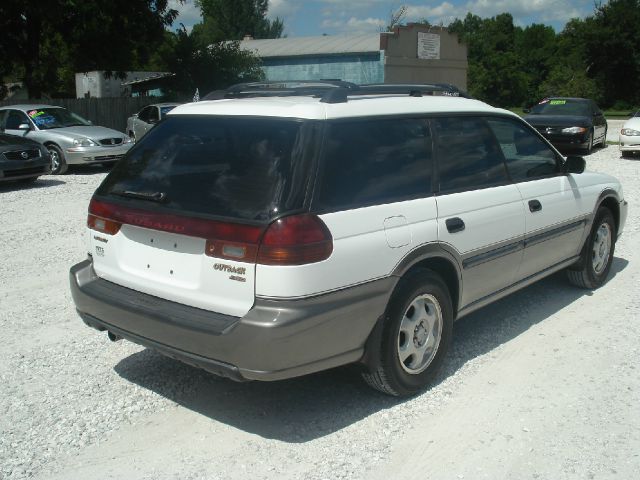 Subaru Legacy 1997 photo 1