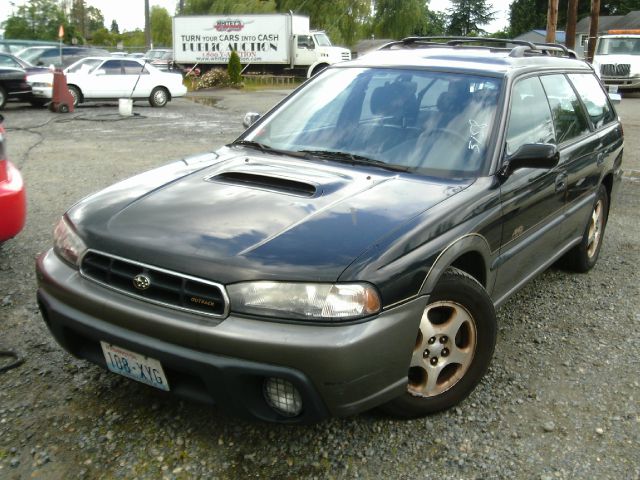 Subaru Legacy Panel LS Wagon