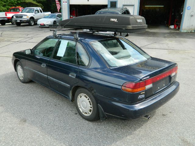 Subaru Legacy 1997 photo 1