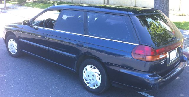 Subaru Legacy ESi Wagon