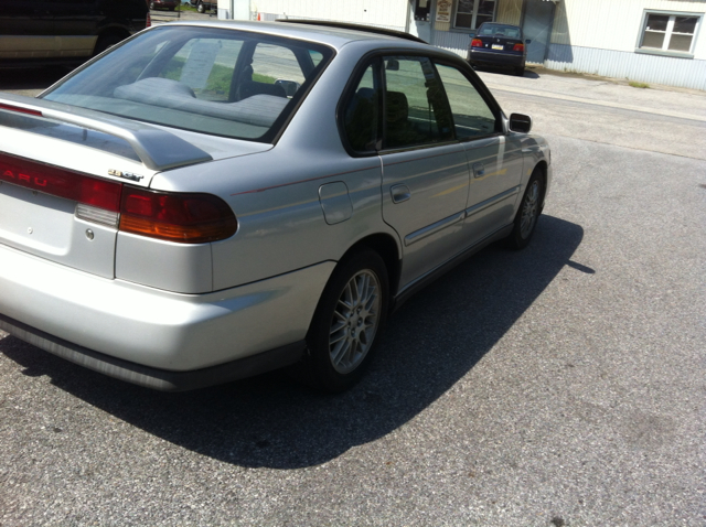 Subaru Legacy 1997 photo 12