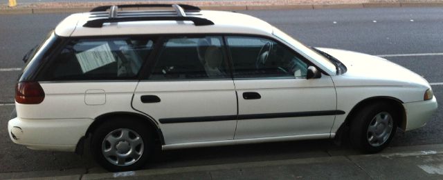 Subaru Legacy 1997 photo 1