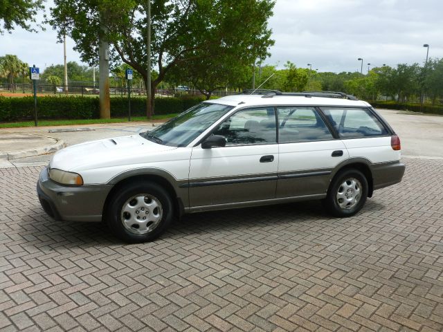 Subaru Legacy 1997 photo 17