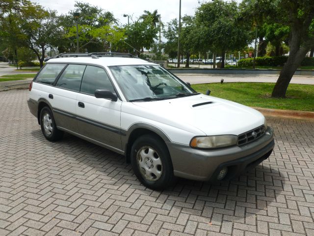 Subaru Legacy 1997 photo 18