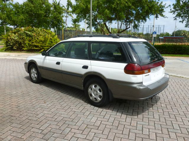 Subaru Legacy 1997 photo 8