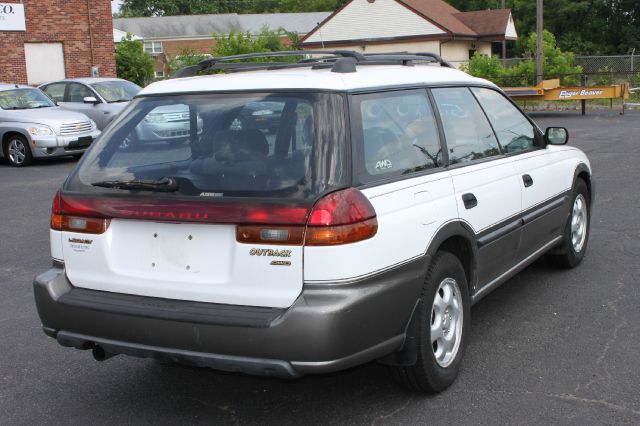 Subaru Legacy Panel LS Wagon