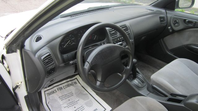 Subaru Legacy 1997 photo 8