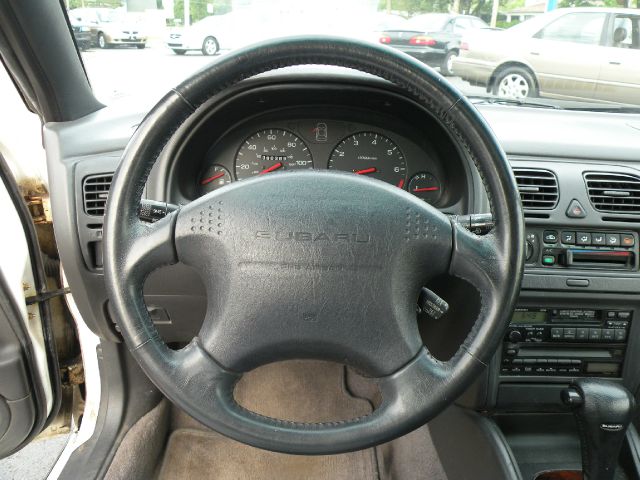 Subaru Legacy 1997 photo 17