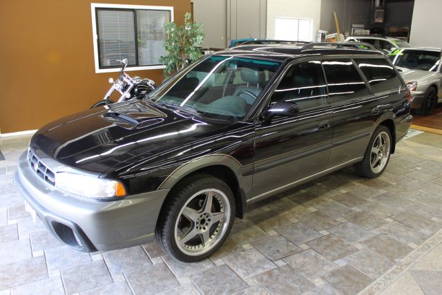 Subaru Legacy Panel LS Wagon