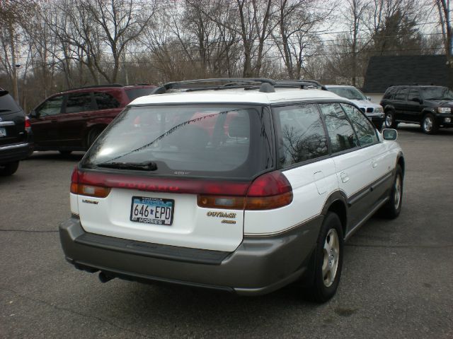 Subaru Legacy 1997 photo 6