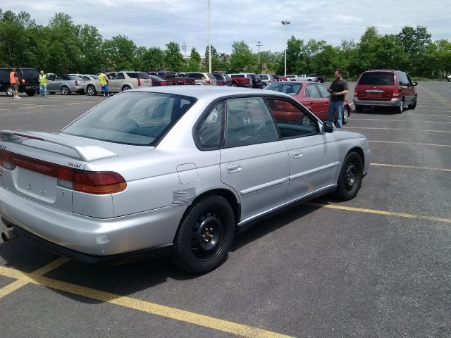 Subaru Legacy 1998 photo 13