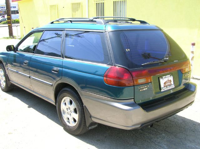 Subaru Legacy 1999 photo 2