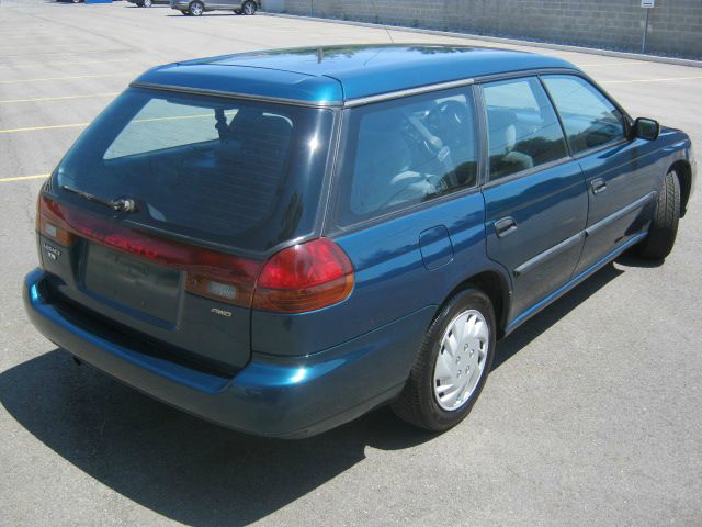 Subaru Legacy 1999 photo 0