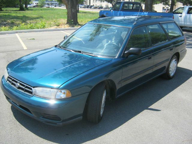 Subaru Legacy 1999 photo 1