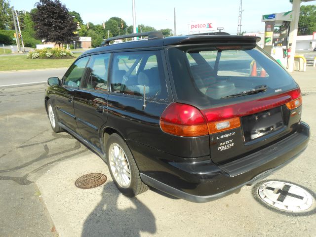 Subaru Legacy 1999 photo 0