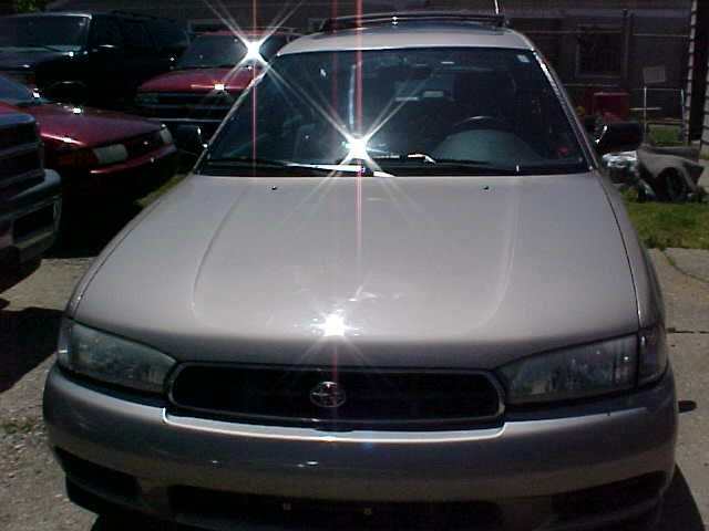 Subaru Legacy 1999 photo 2