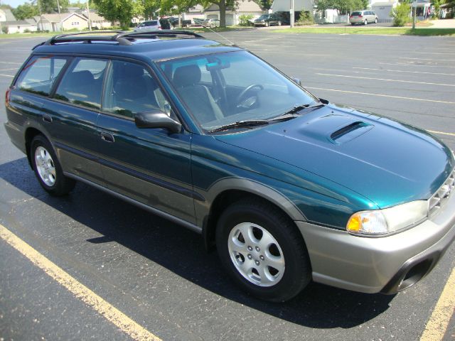 Subaru Legacy 1999 photo 1