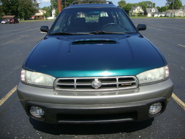 Subaru Legacy 1999 photo 2