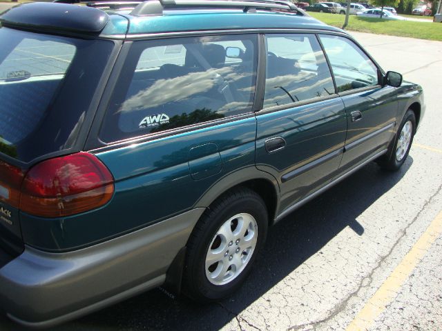 Subaru Legacy 1999 photo 3