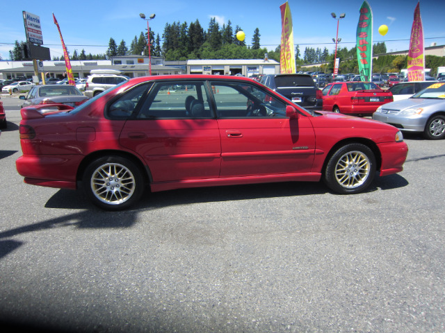 Subaru Legacy 1999 photo 2