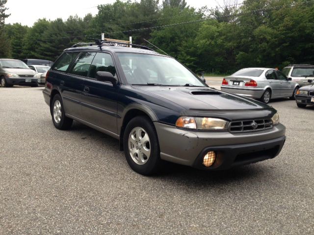 Subaru Legacy 1999 photo 1