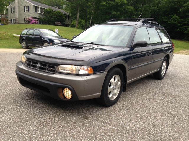 Subaru Legacy 1999 photo 2