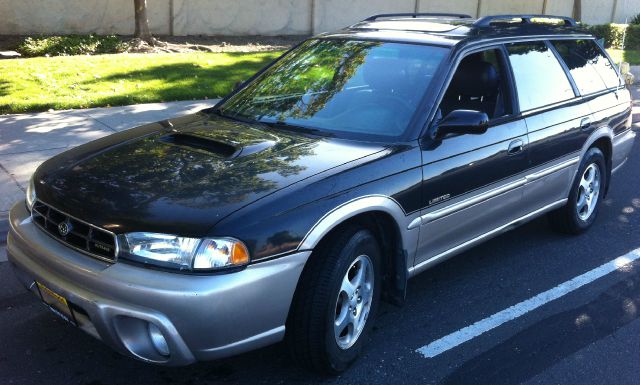 Subaru Legacy Panel LS Wagon