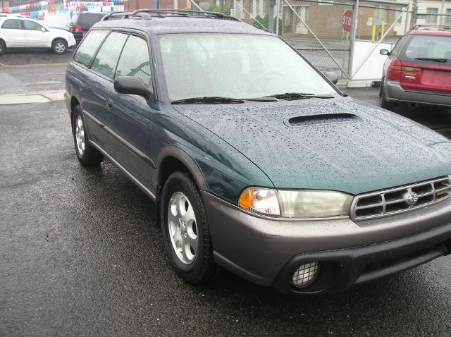 Subaru Legacy 1999 photo 2