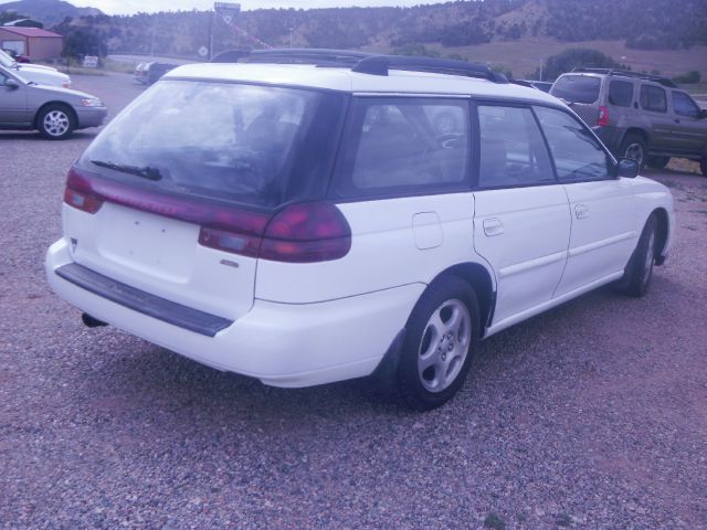 Subaru Legacy 1999 photo 3