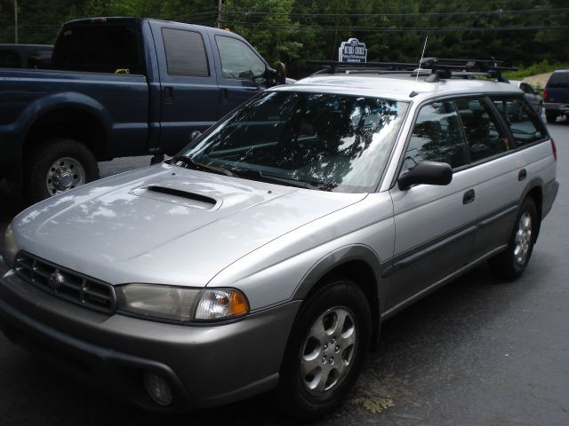 Subaru Legacy 1999 photo 4